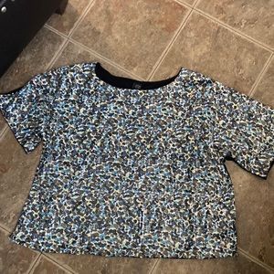 Plus size sequin crop top